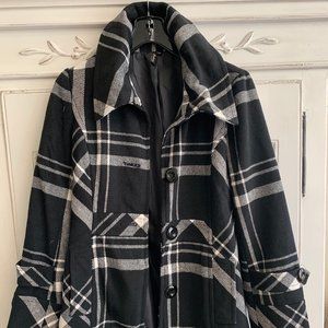 Ambition Coat size P/S